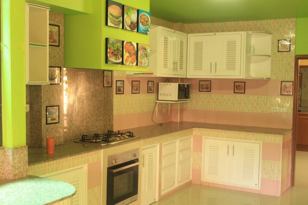 รูป ขายบ้านพร้อมเฟอร์นิเจอร์ ในโครงการ หน้าคลับเฮ้าส์ เดินทางเข้าเมืองสะดวกสบาย - SW001068 - รูปที่ 11/18