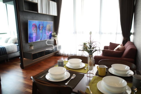 2 นอน 1 น้ำ ห้องสวย ทำเลดี คอนโดใกล้ BTS ราชเทวี 350 ม. และ ห้างหรูมากมาย ที่ Wish Signature Midtown Siam / ให้เช่าคอนโด