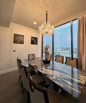 LTHC10449– Celes Asoke FOR RENT 3 beds 3 baths Size 134 Sq.M. Near BTS Asoke stations ONLY 250,000 THB/month