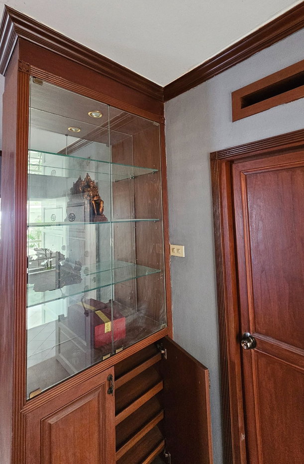 picture for sale condo Country Complex C Condominium (S03-0822) - 8/18