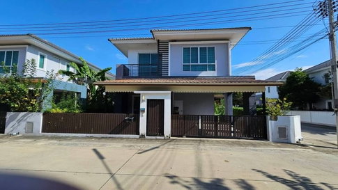 ขายบ้านสุขุมวิทพาร์ค มอเตอร์เวย์-บางปะกง บ้านเดี่ยวหลังมุม บ้าน 2 ชั้น ขายขาดทุนเพียง 3.29 ล้านบาทเท่านั้น โทร.091-082-8888