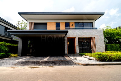 ขายบ้านเดี่ยว : Lake Legend Bangna-Suvarnabhumi 4 bedrooms, for sale
