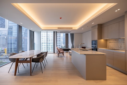 LTH10501–Tonson One Residence FOR RENT 2 beds 2 baths Size 117.5 Sq.M. Near BTS Chidlom stations ONLY 170k/month