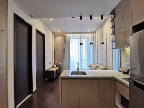 ปล่อยเช่า Laviq Sukhumvit 57 เฟอร์นิเจอร์และเครื่องใช้ไฟฟ้าครบ