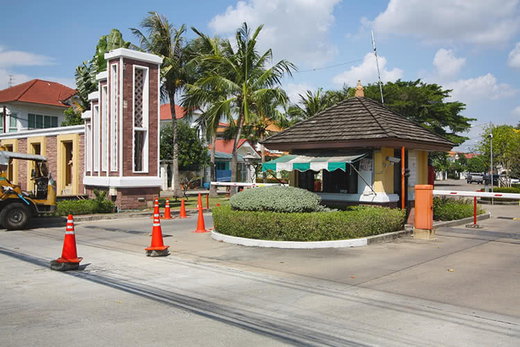 รูป Maneerin Park - รูปที่ 1/4