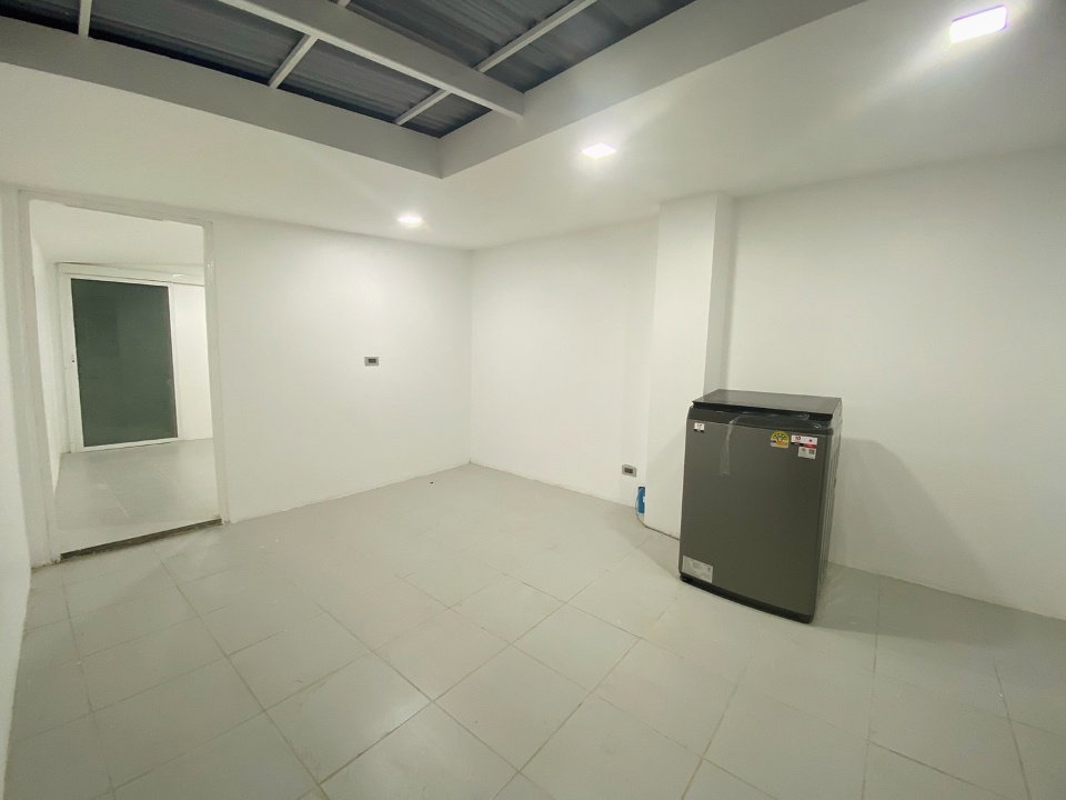 รูป ให้เช่า ให้เช่า บ้านหรู ในโครงการ ติดถนนซุปเปอร์ เชียงใหม่ - RW004596 - รูปที่ 12/30