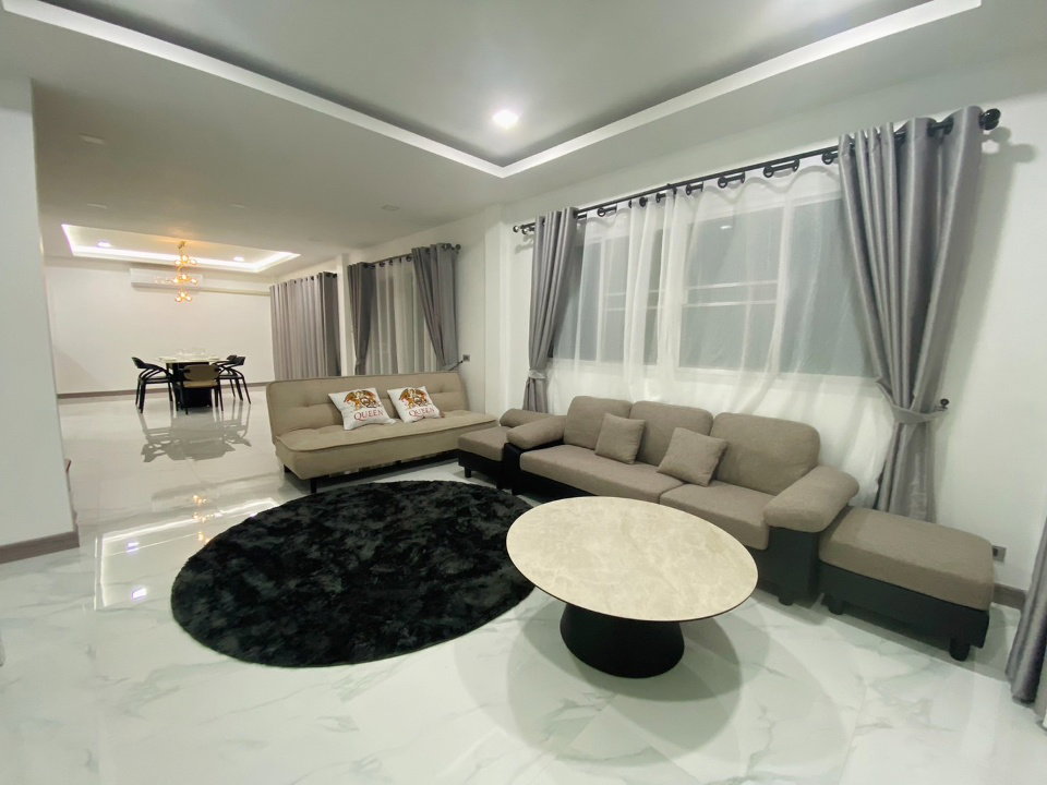 รูป ให้เช่า ให้เช่า บ้านหรู ในโครงการ ติดถนนซุปเปอร์ เชียงใหม่ - RW004596 - รูปที่ 2/30