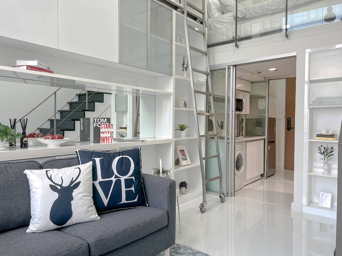 picture #K116  For rent  Ideo Morph 38 Pet Friendly ✨  - 6/8