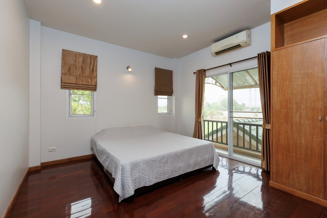 รูป ให้เช่าบ้านในโครงการ ล้านนา ไพน์เนอรี่โฮม ใกล้โรงเรียนนานาชาติหลายแห่ง - RW004622 - รูปที่ 16/30