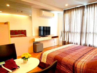 ขายคอนโด : ขาย 15 Sukhumvit Residences ชั้น 10 28 ตรม. 1 ห้องนอน ตกแต่งครบ ใกล้ BTS นานา