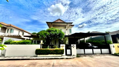 Houses for sale Kasetsart University Si Racha Campus : 2nd hand detached house, Country Home Lake and Park Project, Sriracha, Chonburi