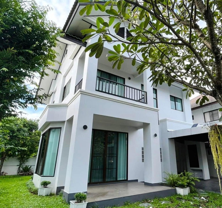 รูป ให้เช่าบ้านใหม่ สะอาด โลเคชั่นดี ใกล้ตัวเมือง - รูปที่ 2/11