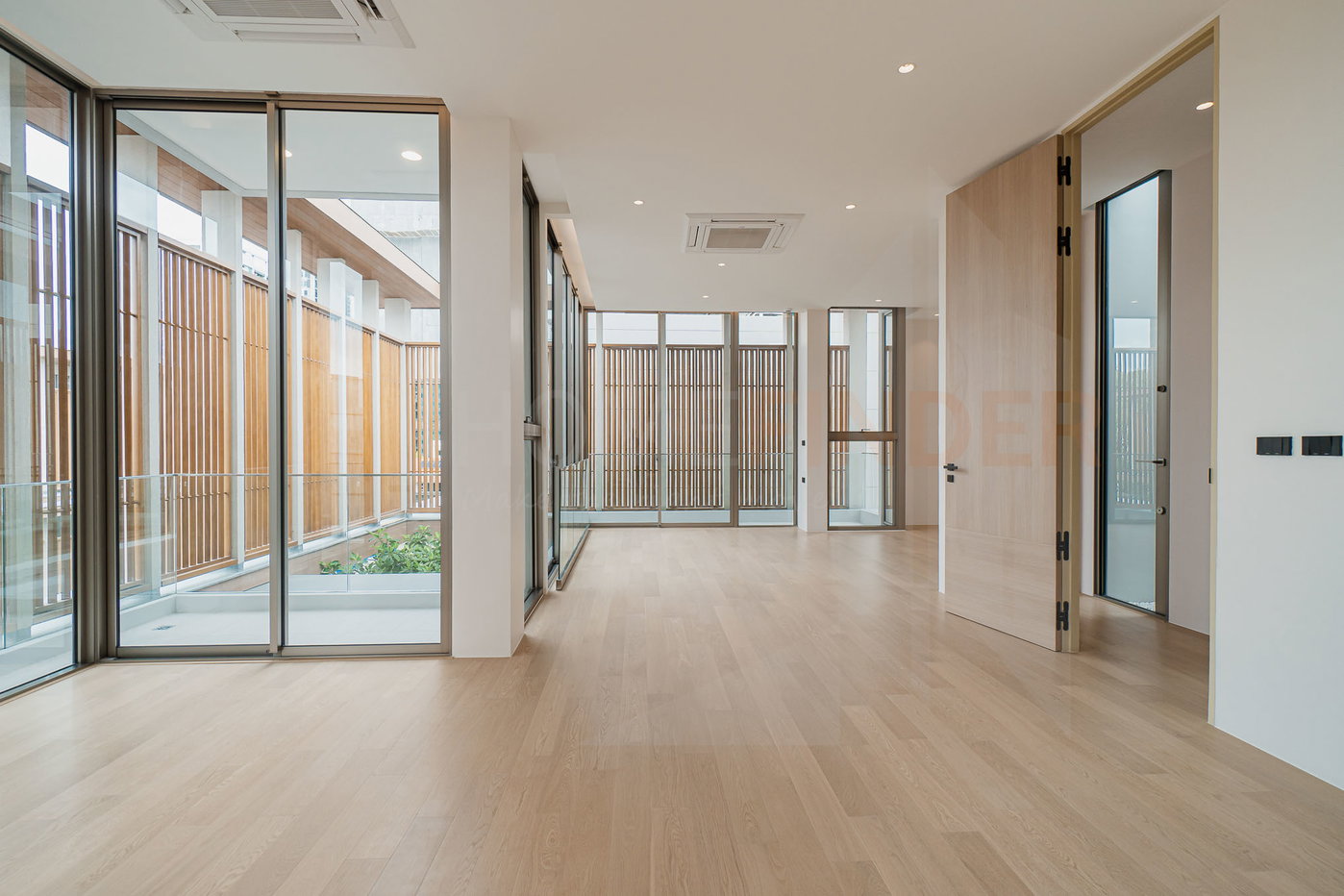 รูป VI Ari 5 bedrooms, for sale - รูปที่ 5/12