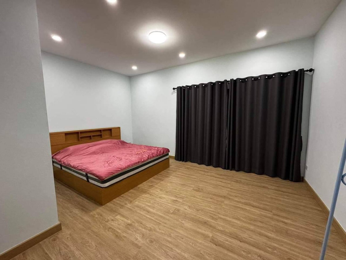 รูป ให้เช่า บ้านอยู่สราญ โครงการ4 พร้อมอยู่ 18,000 บาท - รูปที่ 15/16