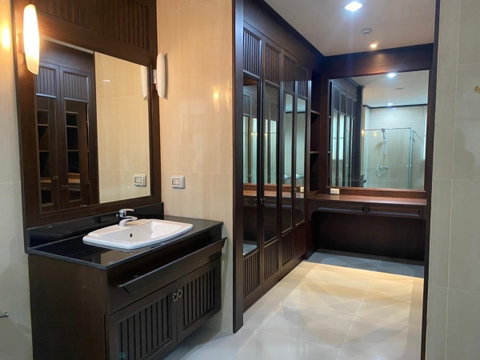 For Sale Prime Suite Pattaya Penhouse 180Sq.m fully furnished (S03-1164S)