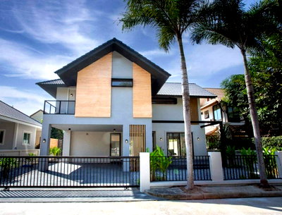 Houses for sale Hang Dong Post Office : Newly Renovated Pool Villa House For Sale 3 Bed , 4 Bath  at Kad Farang