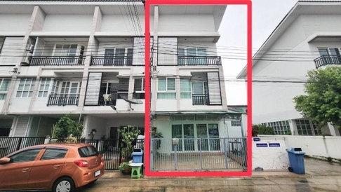 ขายด่วน! โฮมออฟฟิศ 3 ชั้น โครงการ C-Biz Home ทำเลดี ใกล้สนามบินดอนเมือง