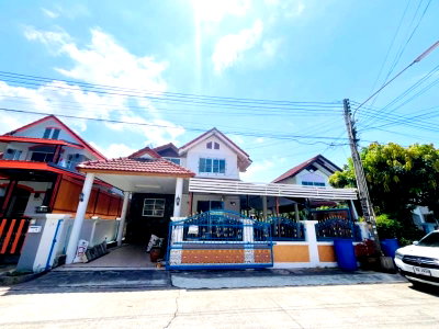 ขายบ้านเดี่ยว : ขายด่วนบ้านเดี่ยวรีโนเวทใหม่ ม.วิวไม้ เขาน้ำซับ อ่าวอุดม ศรีราชา, ชลบุรี