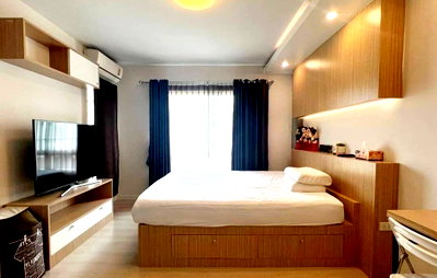 Houses for rent Samut Prakarn :  Townhouse for rent:Townhouse INDY BANGNA Km.7, ready to move in. If interested, contact Line @goodmanpro or call 0999029192.