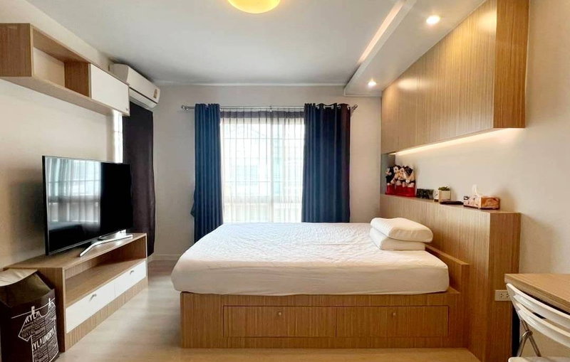 บ้านเดี่ยวให้เช่า : ให้เช่าทาวน์เฮาส์ Townhouse INDY BANGNA Km.7 พร้อมเข้าอยู่สนใจติดต่อ Line @goodmanpro หรือ โทร 0999029192