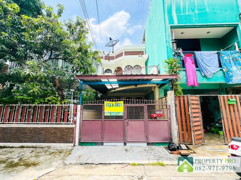 ขาย บ้าน อโศก วิลล่า รัชดาภิเษก ซอย 3 ทาวน์เฮาส์ 2 ชั้น 3 ห้องนอน 22 ตรว 92 ตรม อยู่หลัง Fortune Town ใกล้ MRT พระราม 9 ห้วยขวาง ดินแดง : VW24S-002