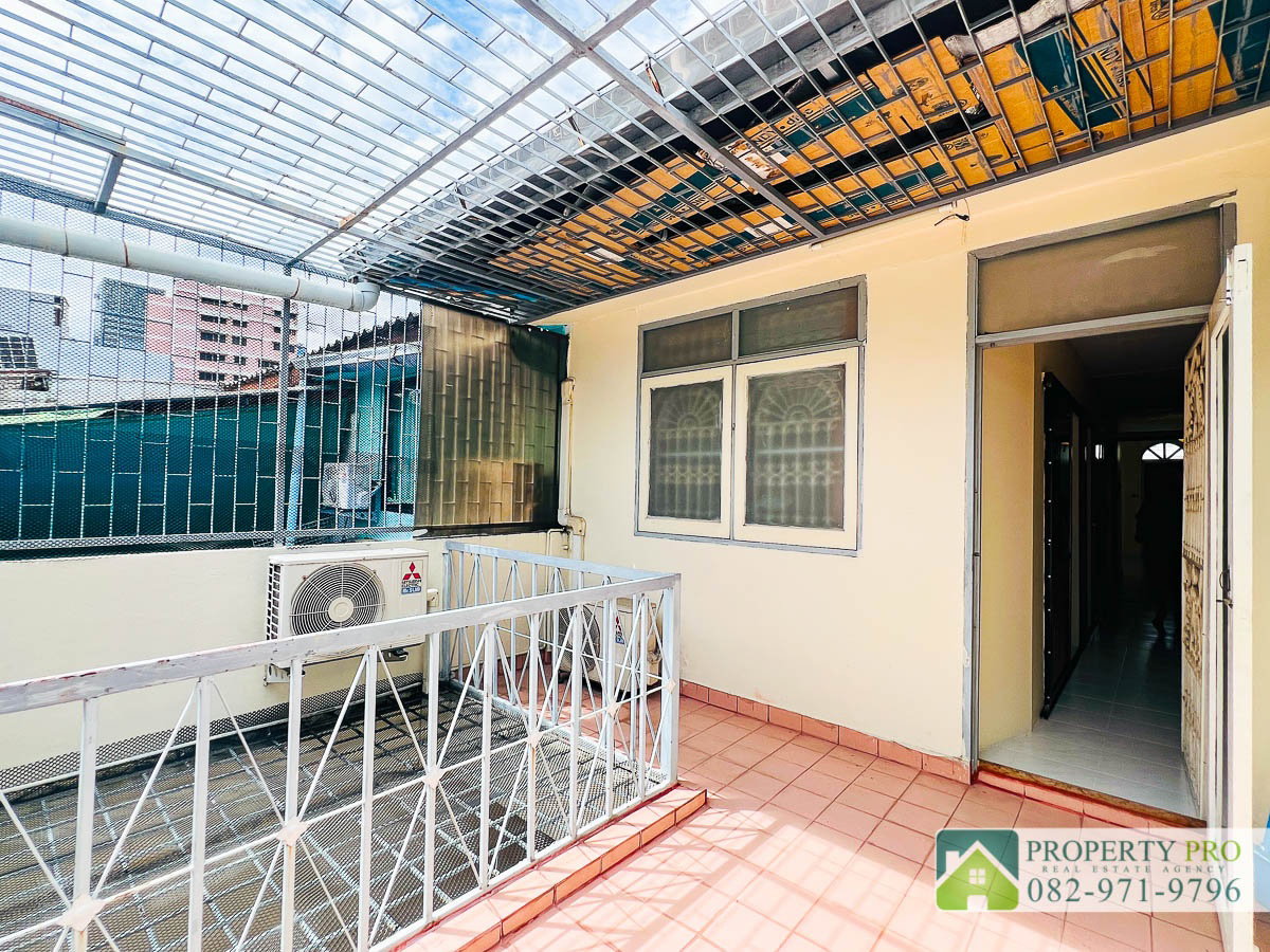 picture TownHouse for Sale Asoke Villa Ratchadaphisek Soi 3, 3 Bedroom 22 sqw 92 sqm good location Near MRT Rama 9, Huaikhwang, Din Daeng : VW24S-002  - 13/19