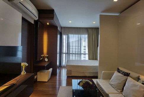 MB5848 Ivy Ampio (ไอวี่ แอมพิโอ) ห้องสวย เฟอร์นิเจอร์ครบ พร้อมเข้าอยู่ เดินทางสะดวก ใกล้ MRT ศูนย์วัฒนธรรม