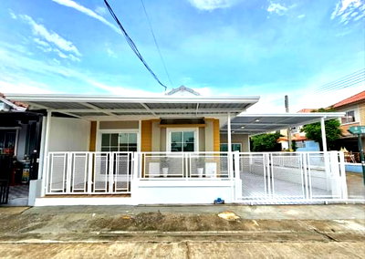 Townhouses for sale Bang Yai Nonthaburi : A67-040 🌟 Selling 1-storey townhouse, Pruksa Village 41, Soi Kantana, corner room on main road, newly decorated, ready to move in