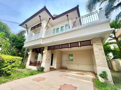บ้านคาซาลูน่า (ติดทะเลบางแสน) - บ้านเดี่ยวให้เช่า 3 ห้องนอน - เงียบสงบเป็นส่วนตัว ความปลอดภัยสูง