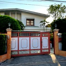 บ้านเดี่ยว ถนนสุขุมวิท : LTH10569– House FOR SALE in sukhumvit 101/1 size 91 Sq. w. 3 beds 3 baths BTS Punnawithi Price ONLY 18.5 MB