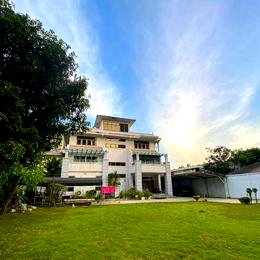ที่ดิน ดองกิ มอลล์ ทองหล่อ   : LTH10563– Land With House FOR SALE in Sukhumvit 49 24  size 400 Sq. w. Near BTS Thonglo Station ONLY 219 MB