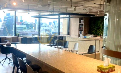 เช่าอาคารพาณิชย์ ถนนพระราม 9 : LTH10557–Commercial FOR RENT in Emporium Tower size 916.55 Sq. M. Near BTS Phrom Phong Station Price 742,405 THB/Month