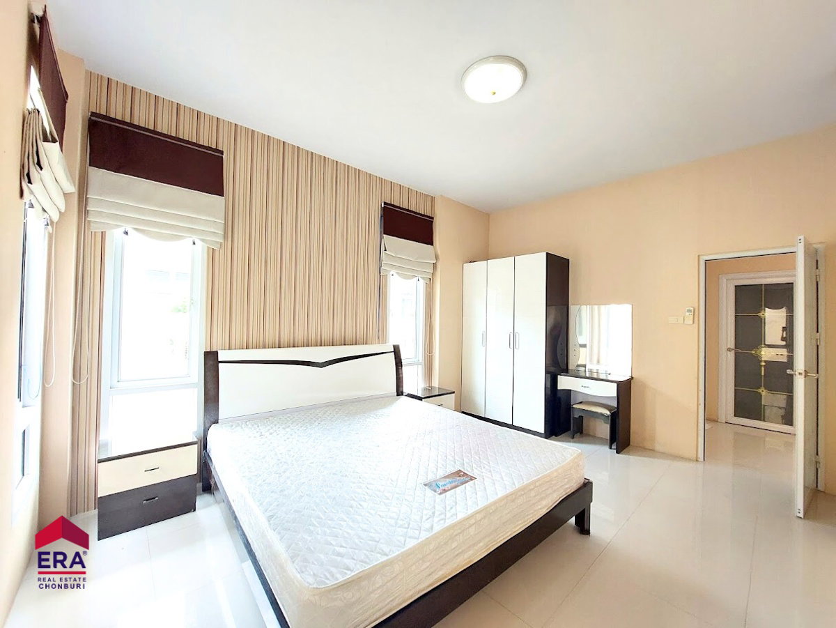 รูป  ขาย บ้านเดี่ยวพร้อมอยู่ เนื้อที่ 82 ตรว.หมู่บ้าน โชคชัยวิลเลจ 10 ถ.พรประภานิมิตร พัทยาเหนือ(23440) - รูปที่ 9/25