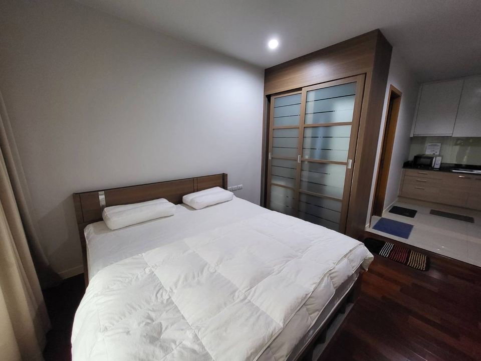 รูป #N147 ให้เช่าคอนโด เซอร์เคิล คอนโดมิเนียม - รูปที่ 2/6