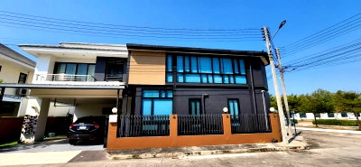 บ้านเดี่ยว ตึกคอม ชลบุรี : บ้านเดี่ยวมือสอง โครงการ บ้านภัทราพร 2 เสม็ด เมืองชลบุรี 