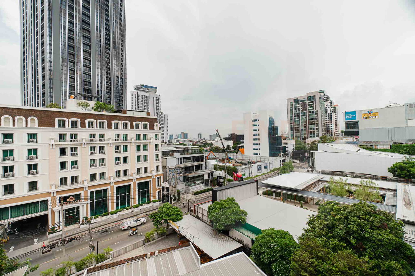 รูป La Citta Penthouse Thonglor 3 bedrooms, for rent - รูปที่ 8/10