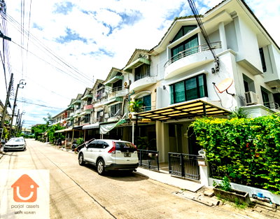 ขายทาวน์โฮม : ขายทาวน์โฮม 3 ชั้น หลังมุม พร้อมอยู่ โครงการศุภาลัย วิลล์ รัชดา 32 ทาวน์โฮมแปลงมุมแบบ 3 ห้องนอน ขนาด 26 ตร.วา เฟอร์นิเจอร์บิ้วท์อินทั้งหลัง
