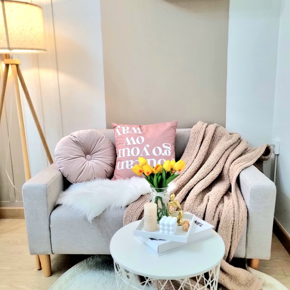 picture Condo renovated next to bts onnut only 2.19  - 14/19