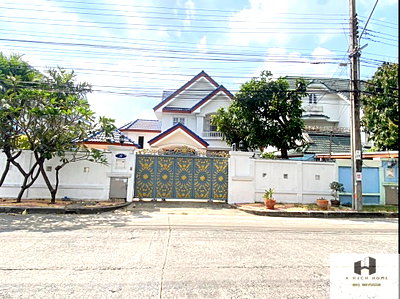 ขายบ้านเดี่ยว : ขายบ้านเดี่ยว 2 ชั้น ม.ธารารมณ์ รามคำแหง 150 ใกล้รถไฟฟ้าน้อมเกล้าเพียง 500 เมตร สวยพร้อมอยู่ ติดถนนเมน เหมาะพักอาศัย หรือออฟฟิศ สำนักงาน