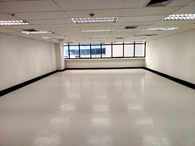 สำนักงาน ถนนพญาไท : Phayathai Plaza (พญาไท พลาซ่า)   ขนาด 136 ตรม ใกล้ทางหนีไฟ