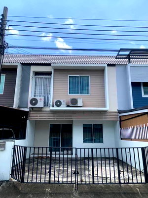 Houses for rent Samut Prakarn : Home for rent: The Colors Premium Bangna Km.8, ready to move in. If interested, contact Line @goodmanpro or call 0999029192.