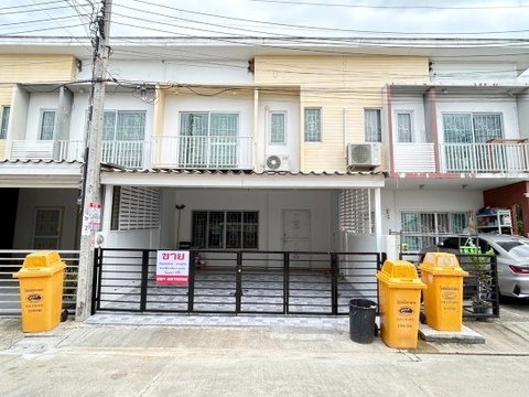 ขายทาวน์เฮ้าส์ ม.เดอะคอนเนคสุวรรณภูมิ1 กิ่งแก้ว37 เนื้อที่ 21 ตร.ว. รีโนเวทใหม่ พร้อมอยู่ ต่ำกว่าราคาตลาด กู้เต็ม 100% ใกล้สนามบินสุวรรณภูมิ