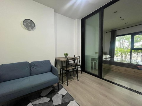 The Base Phetkasem ห้องสวย ราคาดี สอบถามเพิ่มเติมได้ที่ LINE @condorental