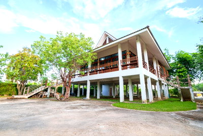 Houses for sale Hang Dong Post Office : FOR SALE: Resort-Style Garden House in the Heart of Nature  @Hang Dong Chaingmai