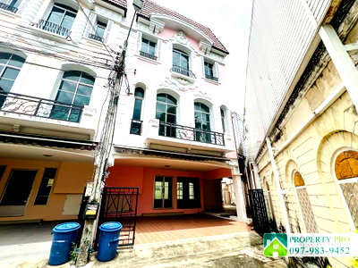 Townhouses for sale Department of Mental Health : TownHome for Sale Baan Klang Muang Monte Carlo Ratcha Wipha, area 54 Sqw 282 Sqm Near SRT Wat Samian Nari, Kasetsart University, Pracha : EL24S-040 