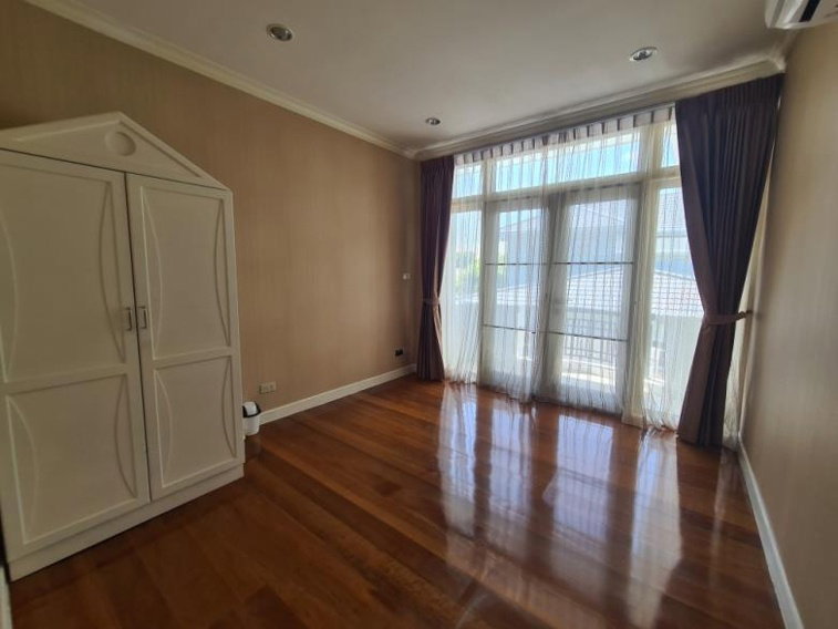 รูป 🔥 Nantawan Srinakarin - 5 Bedrooms for RENT ONLY 140K 🔥 - รูปที่ 10/13