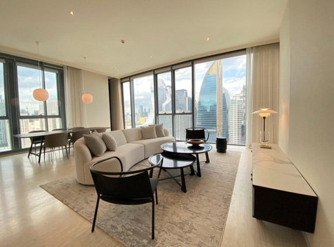 LTH10639–SCOPE Langsuan FOR RENT 2 beds 3 baths size 168 Sq.m. Near BTS Chitlom Station ONLY 380k/month