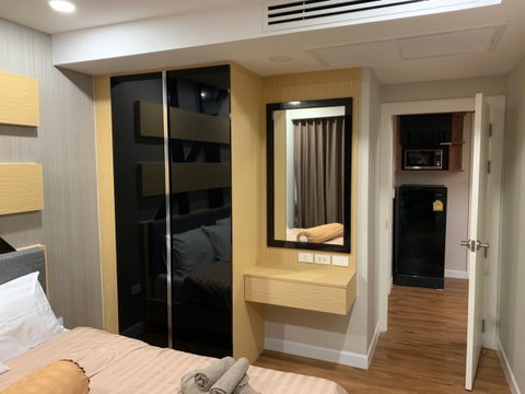 sale condo Dusit grand park 2 Bed (S03-0682 )