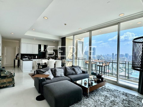 2 Bed with Bathtub 112 sq.m. High Fl. 25+ Condo Super Luxury Good Location  BTS Phrom Phong 600 m.-Royce Private Residences