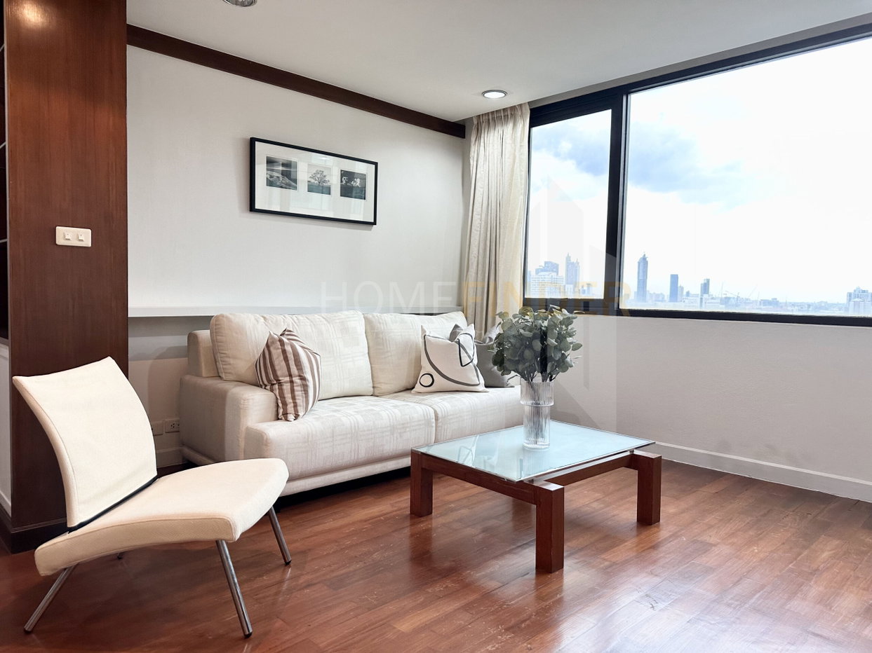 รูป The Royal Place 1 1 bedroom, for rent - รูปที่ 1/9
